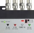Multiswitch wyposażony jest w włącznik napięcia 12 V w torze antenowym.